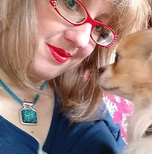 Meet your Posher, Denise